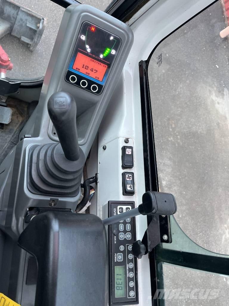 Takeuchi TB 216 Mini Excavators <7t (Mini Diggers)