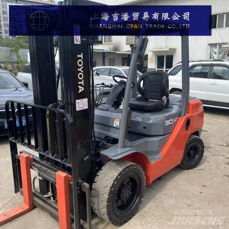 Toyota 8 FD 30 Diesel Forklifts