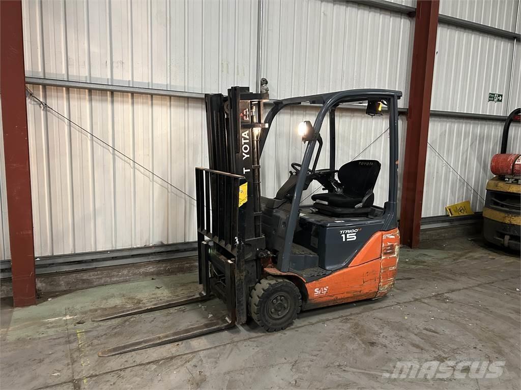 Toyota 8FBE15T Electric Forklifts