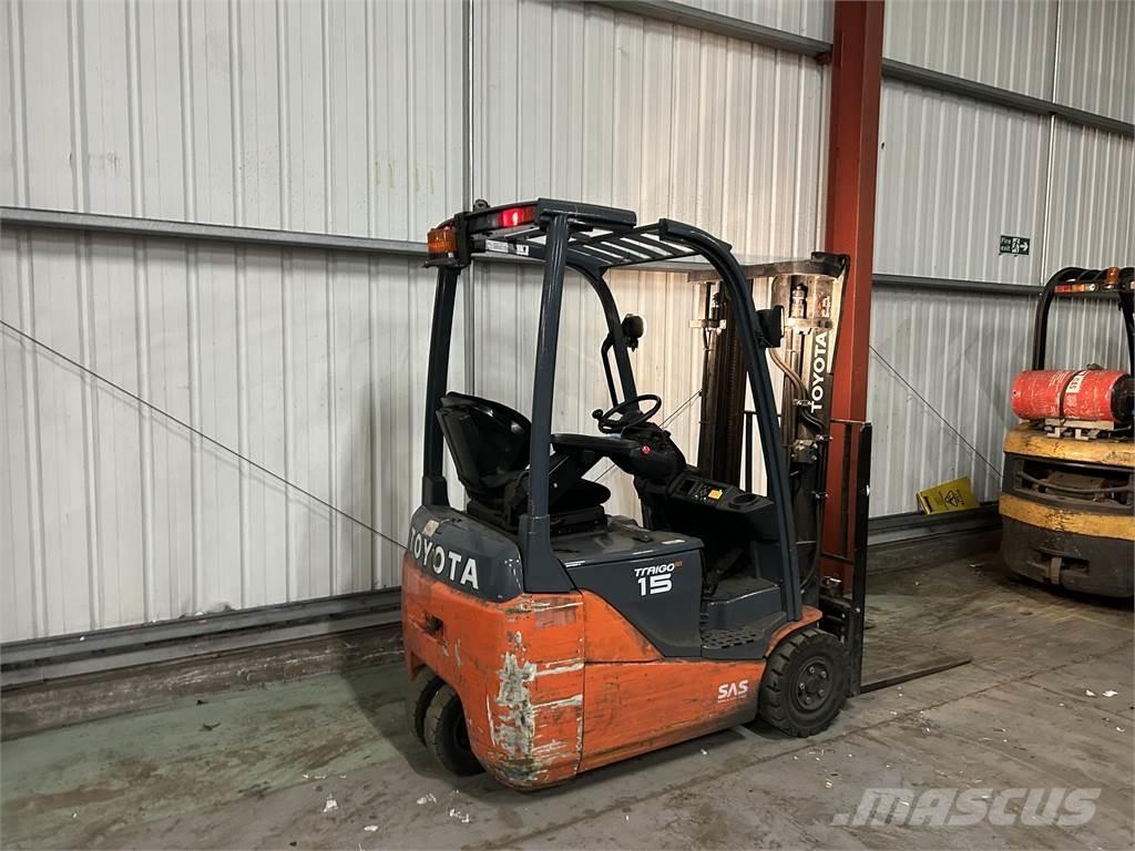 Toyota 8FBE15T Electric Forklifts