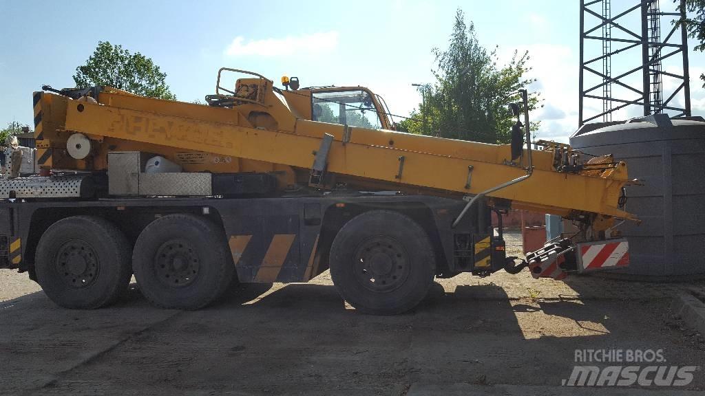 Demag AC 40-1 City Mobile and all terrain cranes