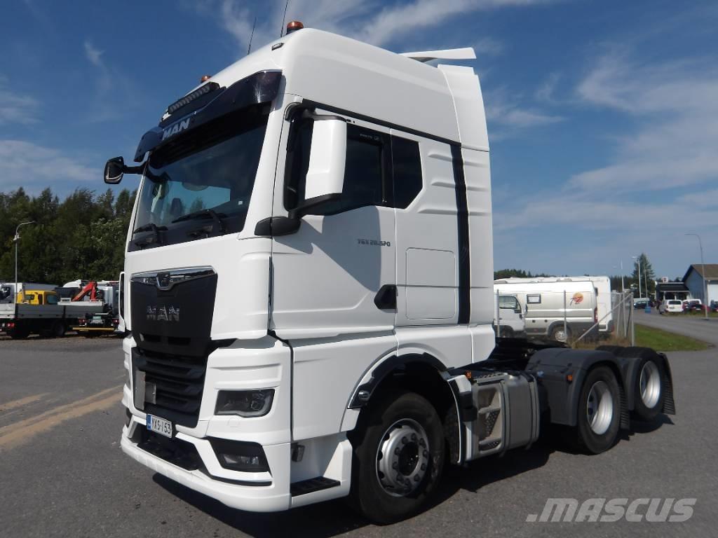 MAN TGX 28.520 Conventional Trucks / Tractor Trucks
