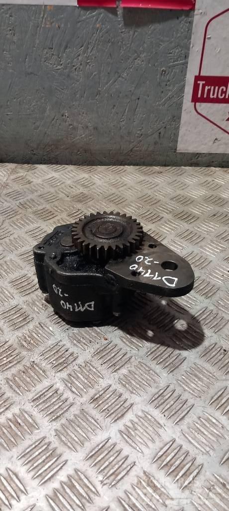 DAF XF 95    0683322 Engines