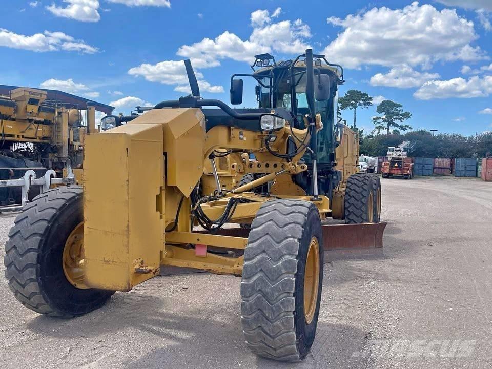 CAT 140 M 2 Motor Graders