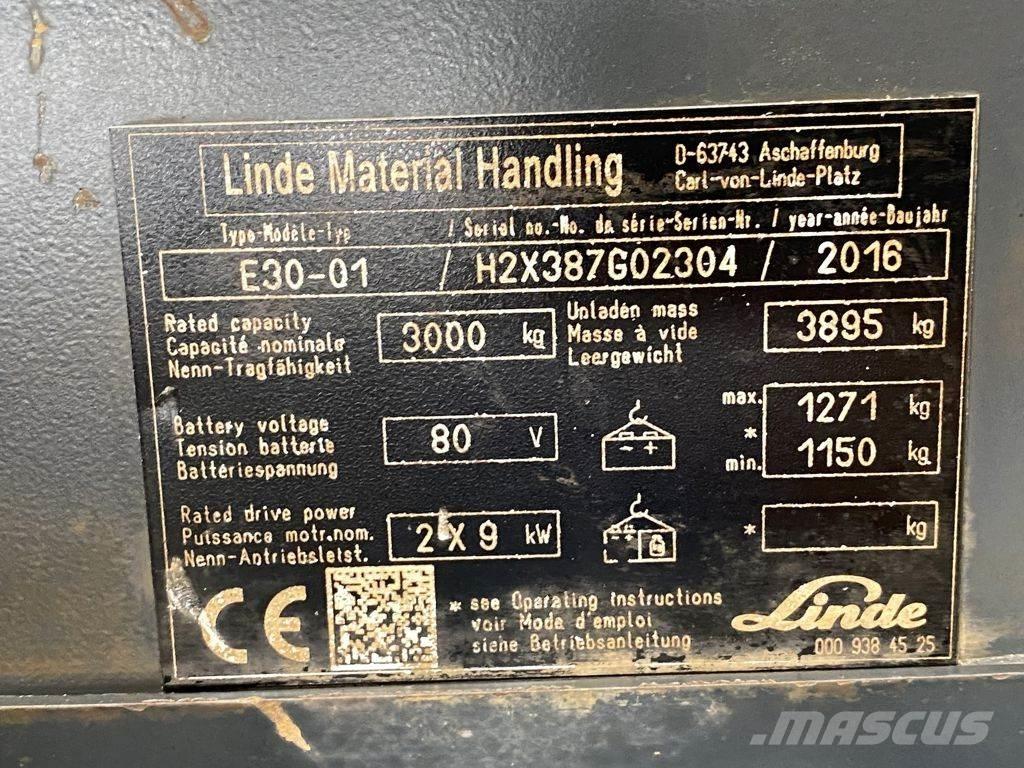 Linde E30-01 Electric Forklifts