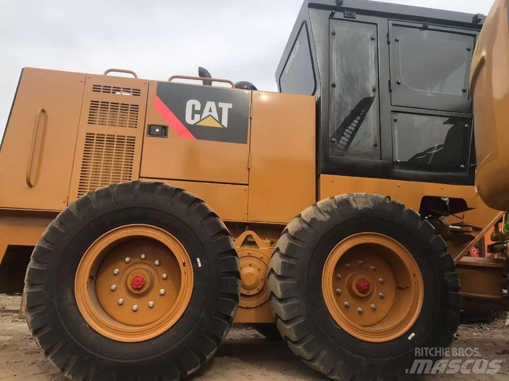 CAT 140k Motor Graders