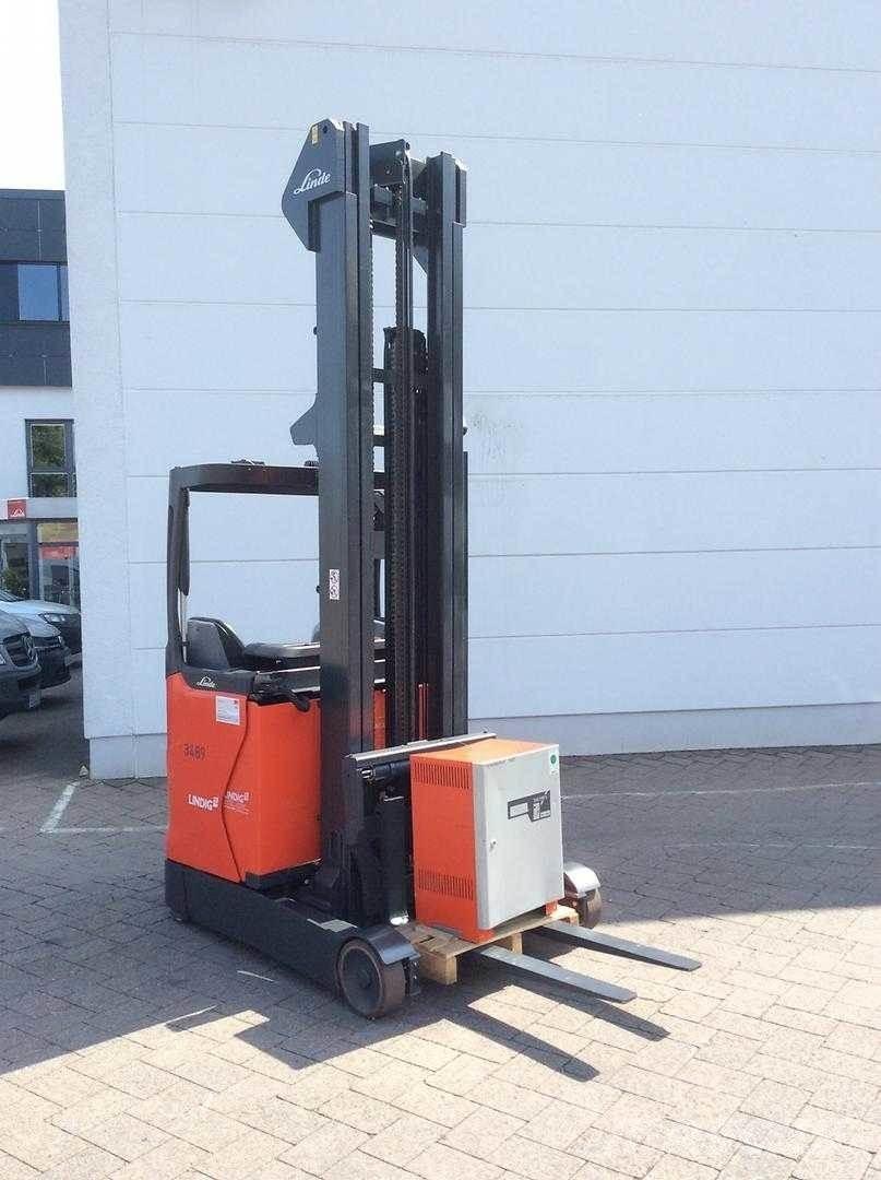 Linde R14 Reach trucks