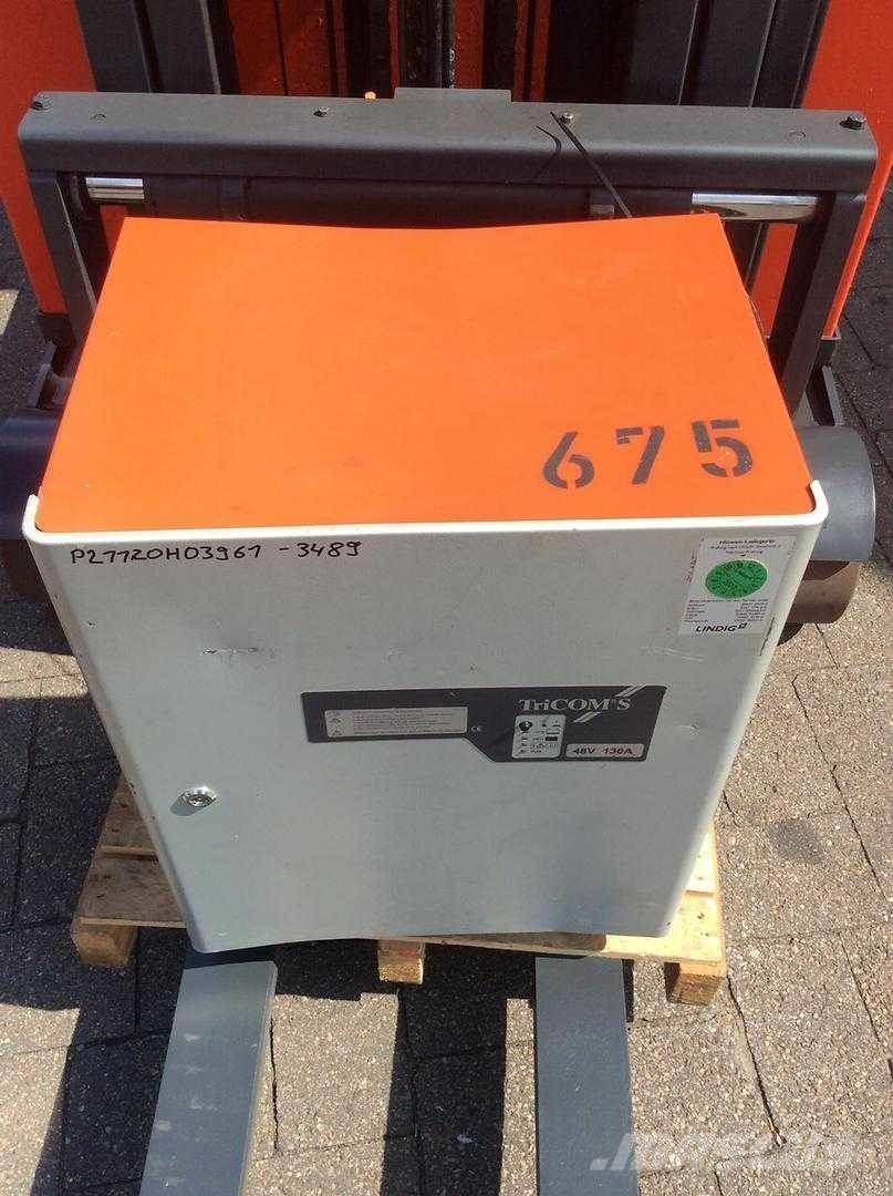 Linde R14 Reach trucks