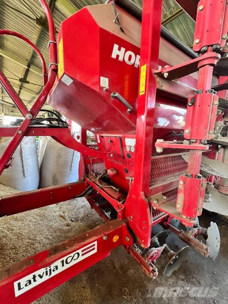 Horch Pronto 6 DC Farm Drills