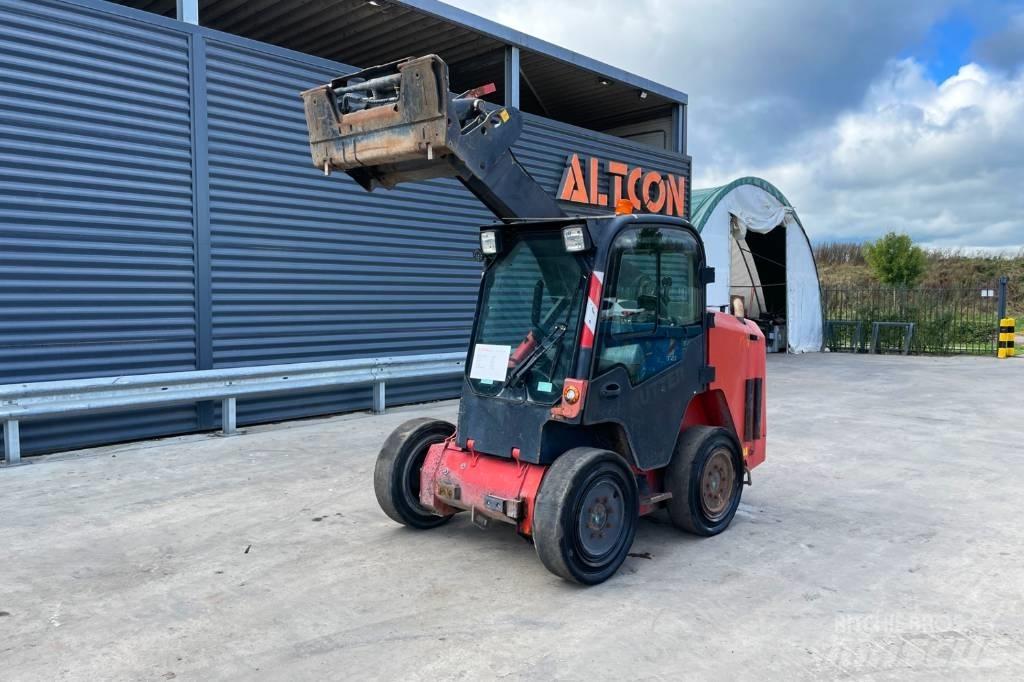 JCB R260 Skid Steer Loaders