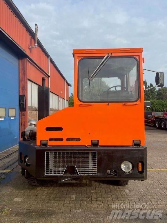 Mafi R25/200V4X2F Shunt Trucks