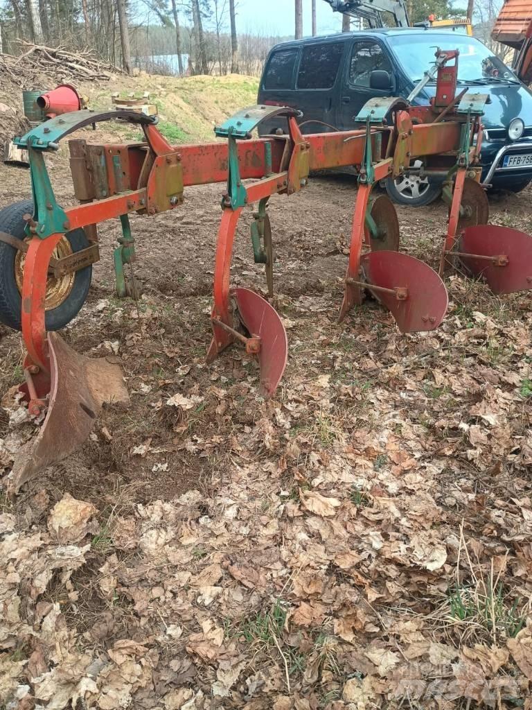Kverneland AB85-4-8 Plows