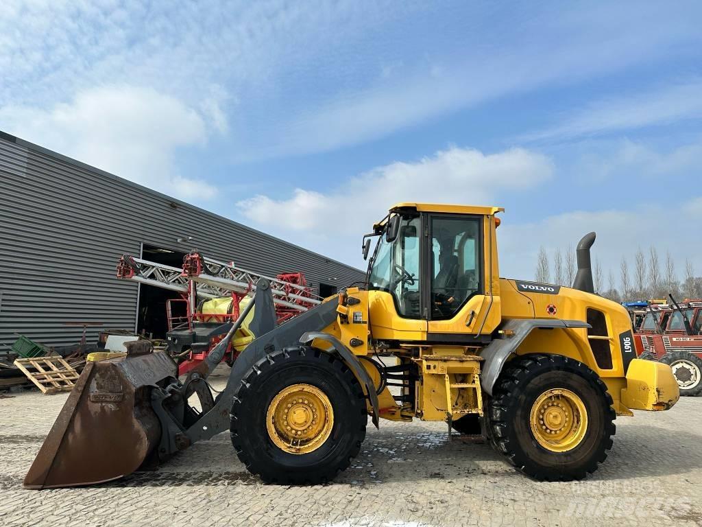 Volvo L90G Wheel Loaders