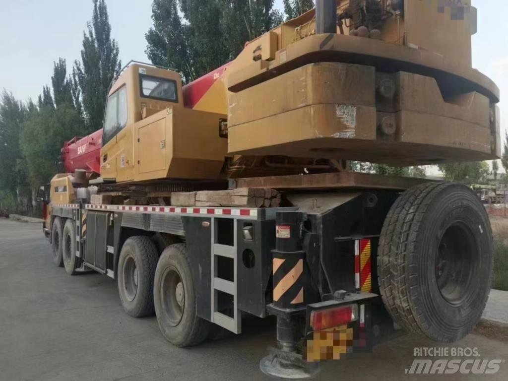 Sany STC 800 Hoists and Material Elevators