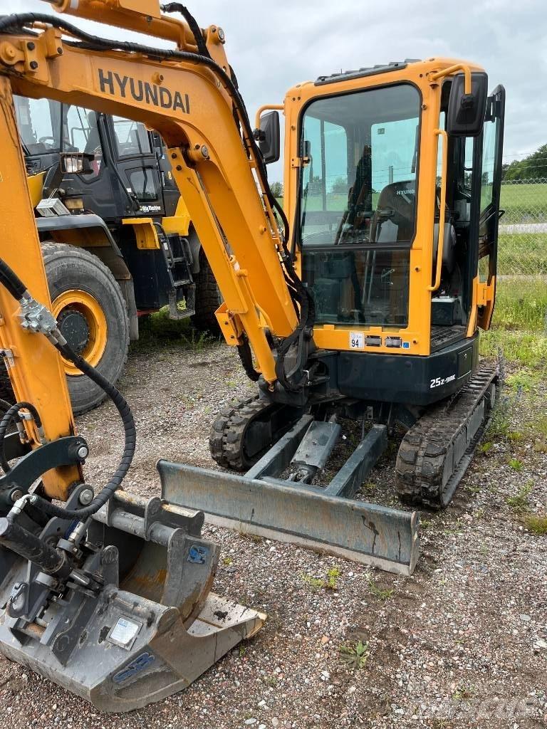 Hyundai R25Z-9 AK Mini Excavators <7t (Mini Diggers)