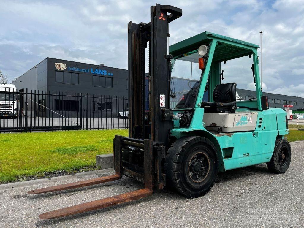 Mitsubishi FD45 Diesel Forklifts