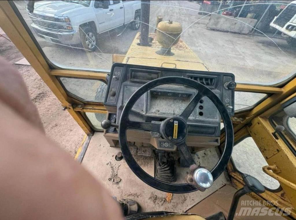 CAT 416 Backhoe Loaders