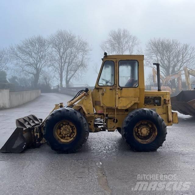 CAT 910 Wheel Loaders