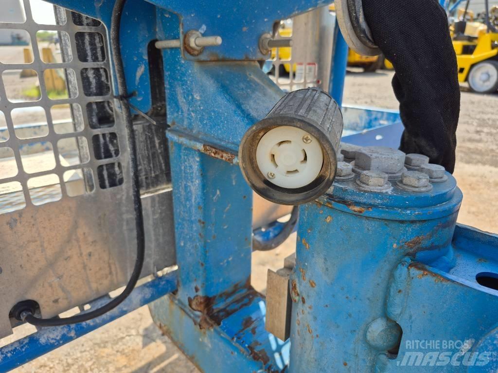 Genie S 60 Telescopic boom lifts