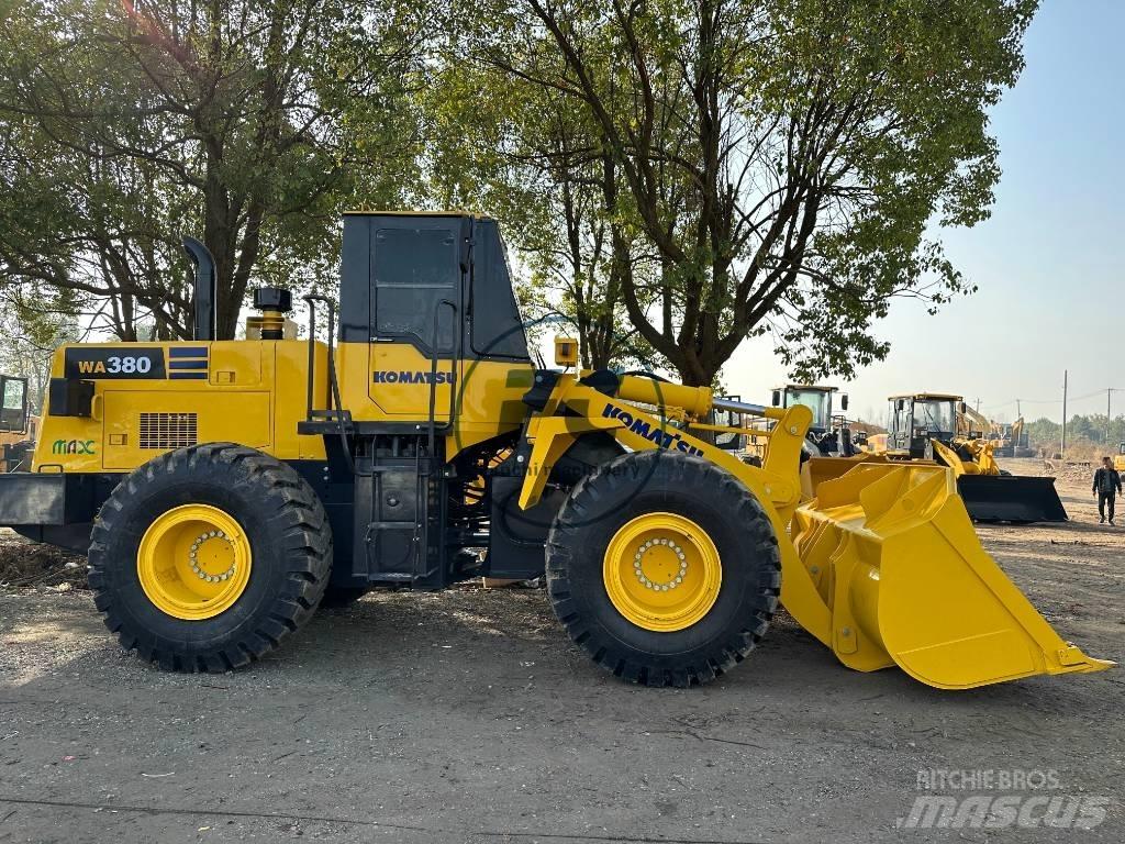 Komatsu WA 380 Wheel Loaders