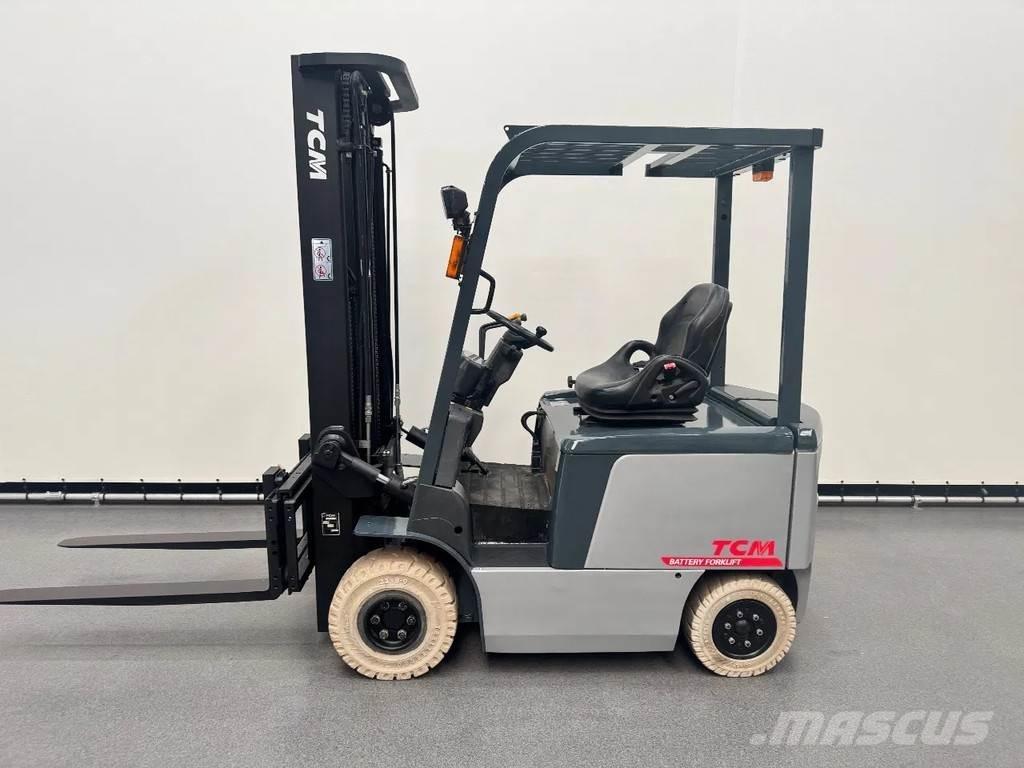 TCM FB25-7 Electric Forklifts