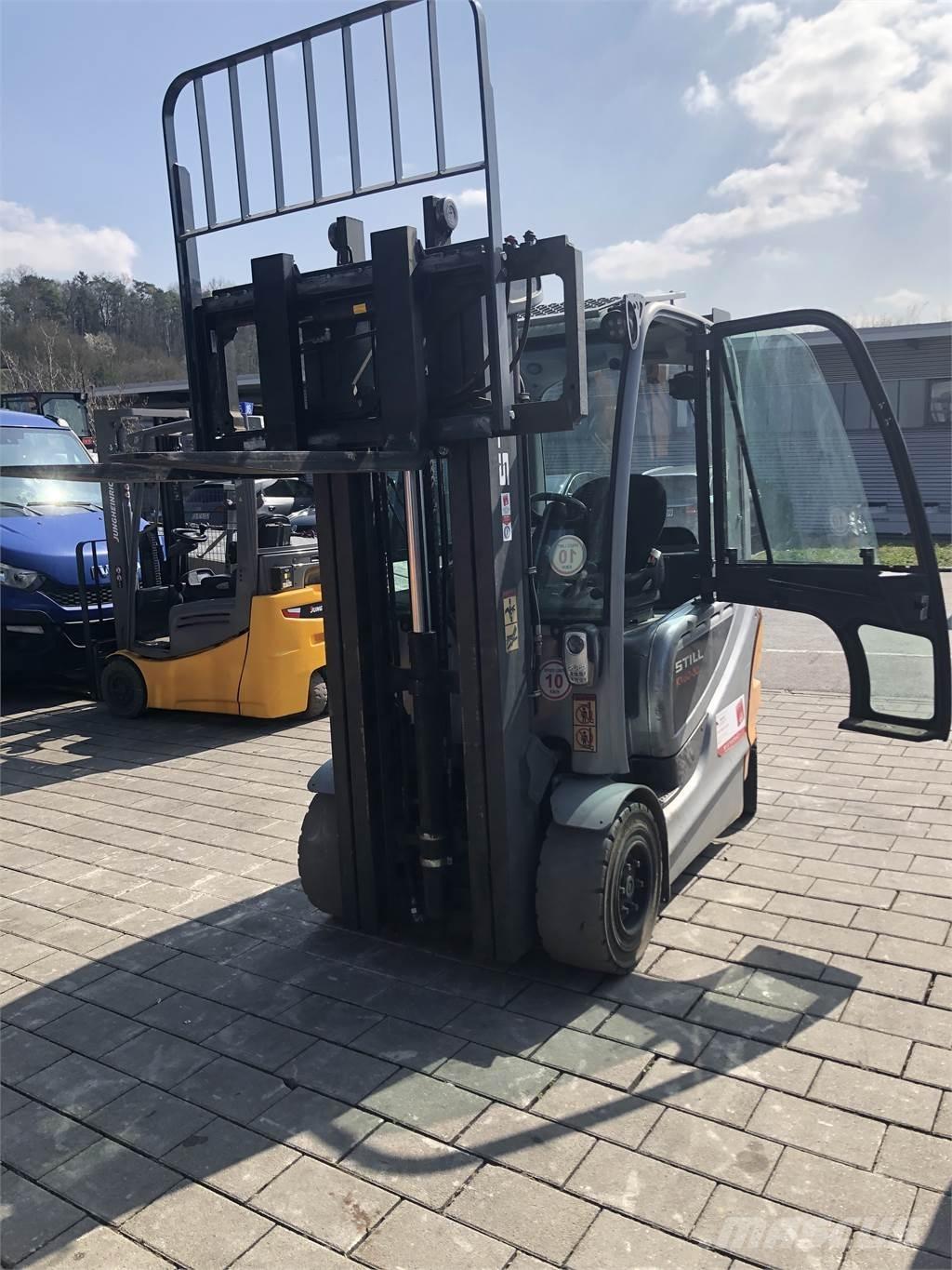 Still RX60-30 Electric Forklifts