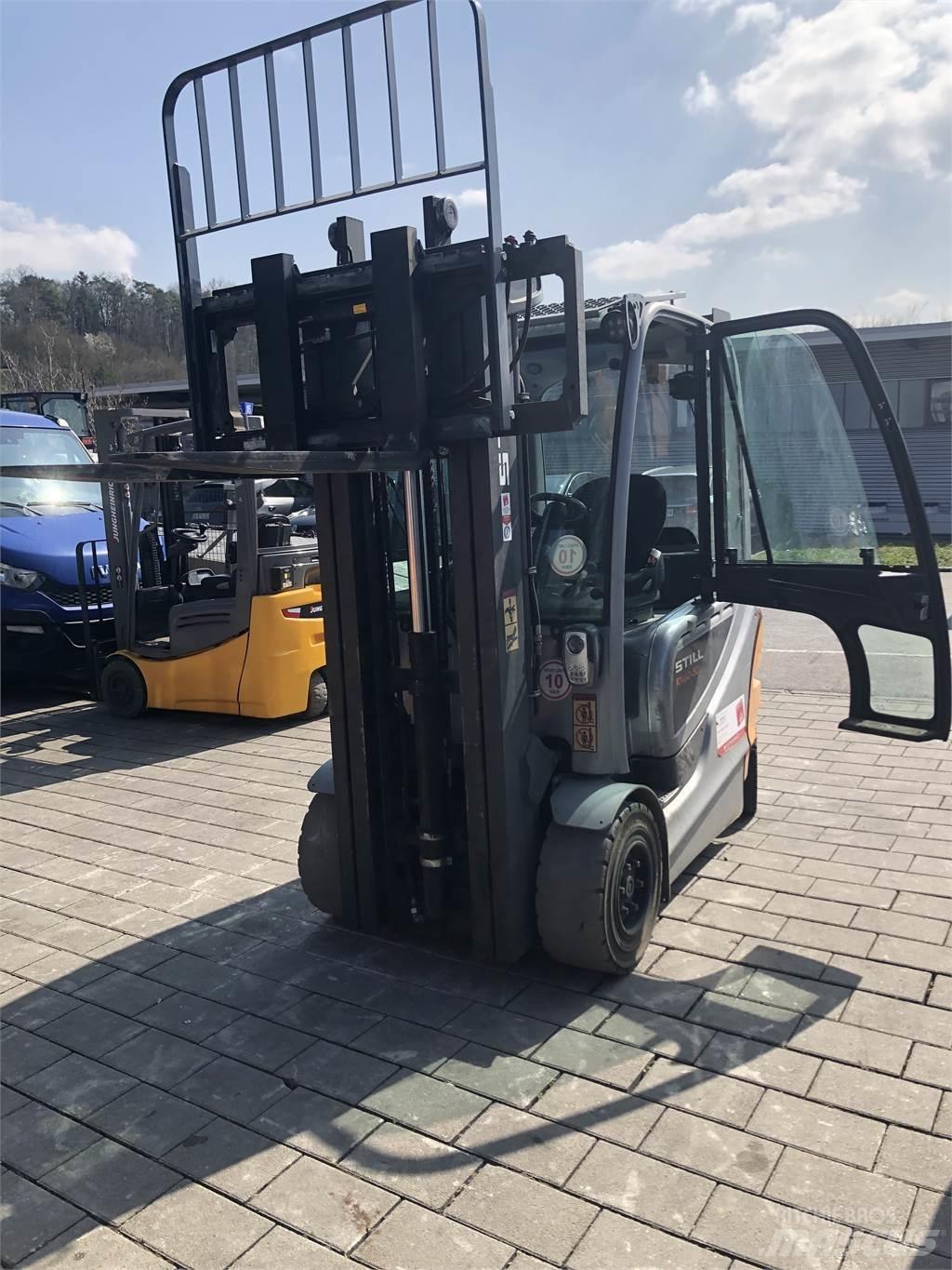 Still RX60-30 Electric Forklifts