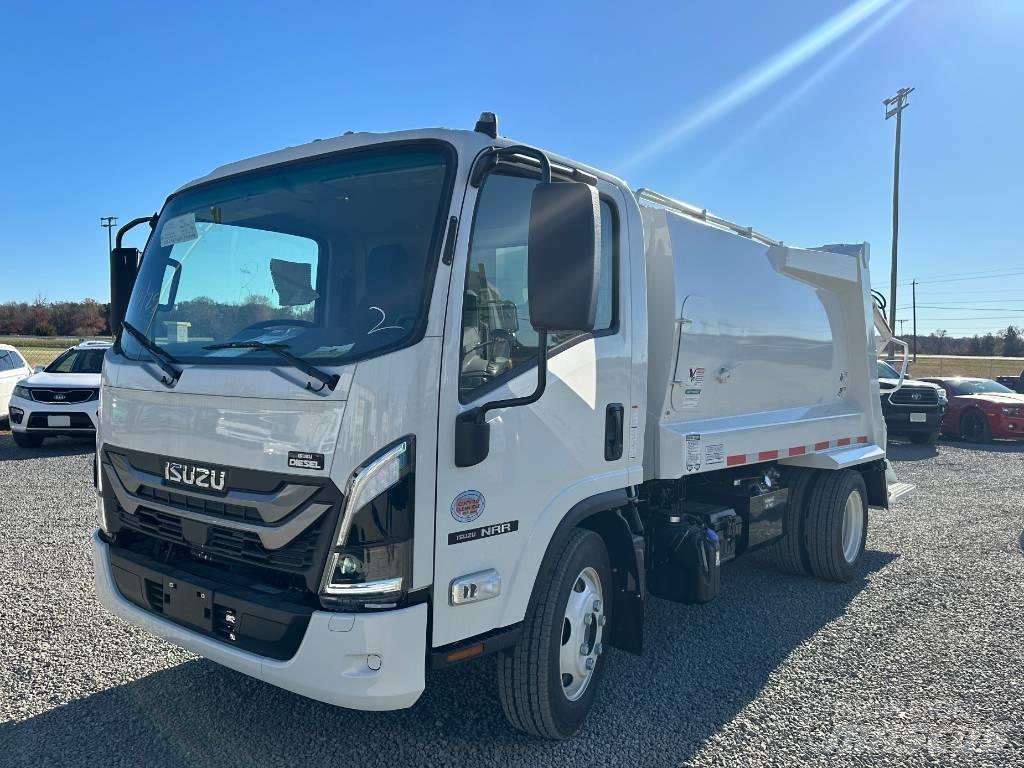 Isuzu NRR Garbage Trucks / Recycling Trucks