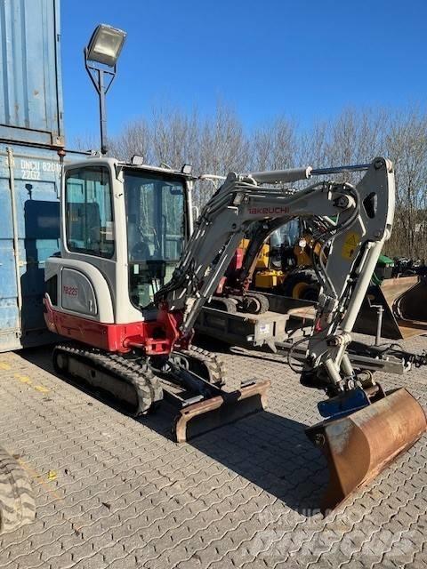 Takeuchi TB 225 Mini Excavators <7t (Mini Diggers)