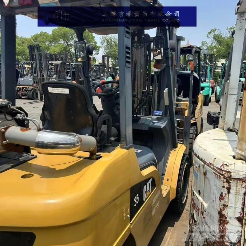 CAT 35 Diesel Forklifts