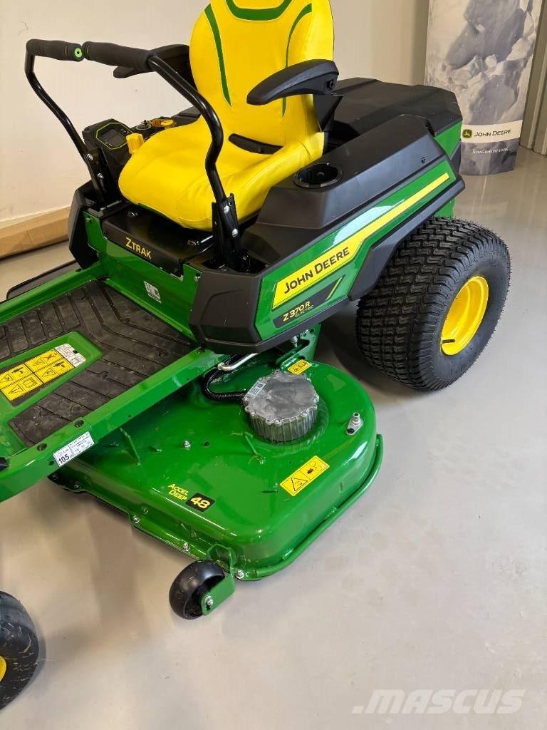 John Deere Z370R Riding mowers