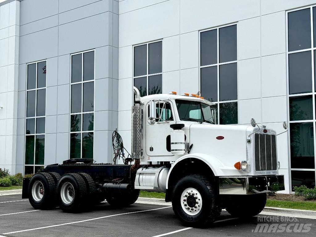 Peterbilt 357 Conventional Trucks / Tractor Trucks