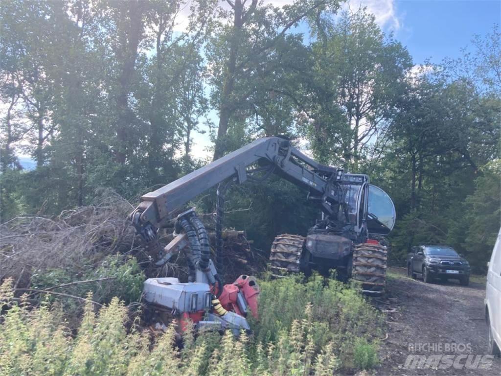 Logset 10H Harvesters