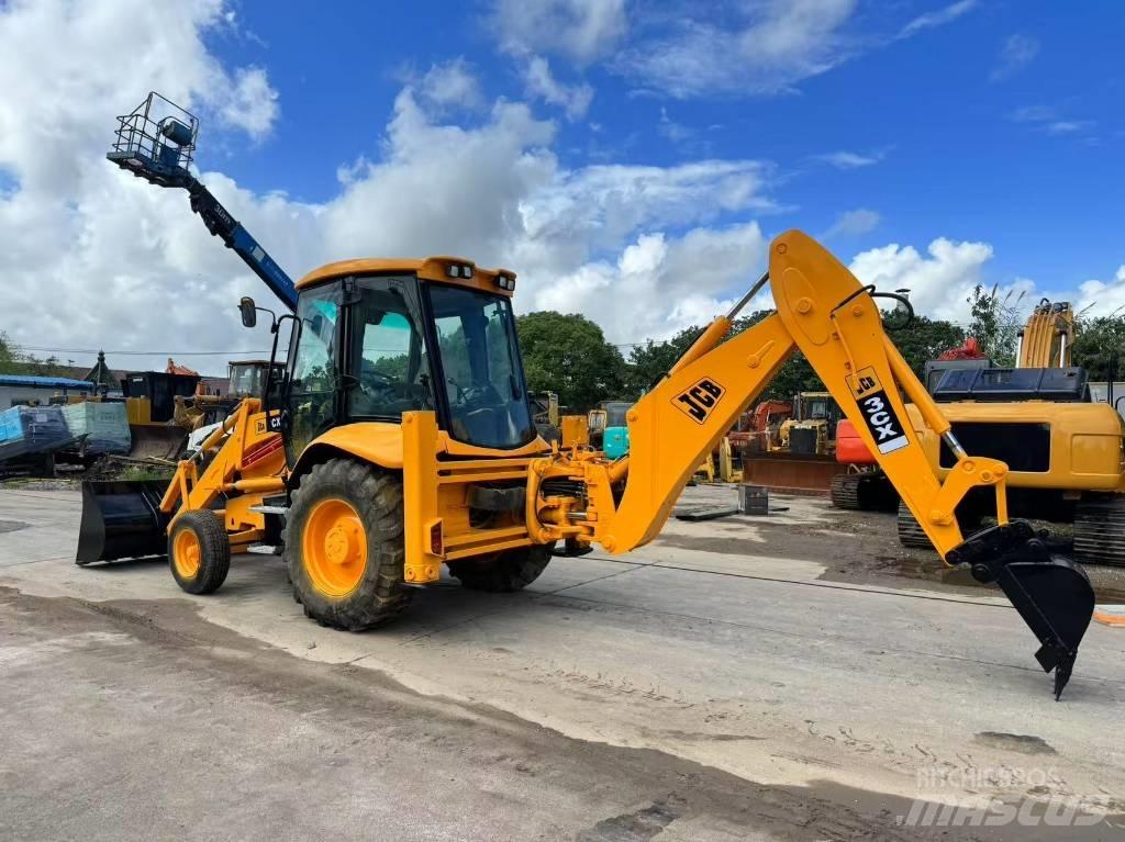 JCB 3 CX Backhoe Loaders