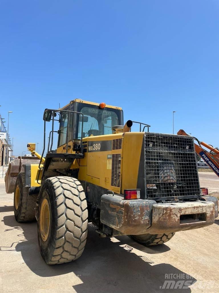 Komatsu WA 380 Wheel Loaders