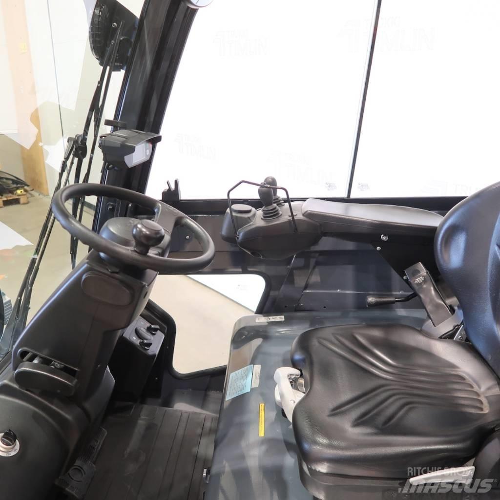 Toyota 8FBMT35 Electric Forklifts