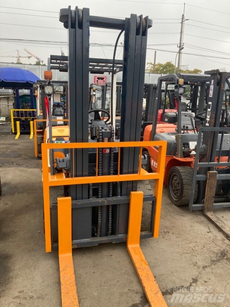 TCM 30 Diesel Forklifts