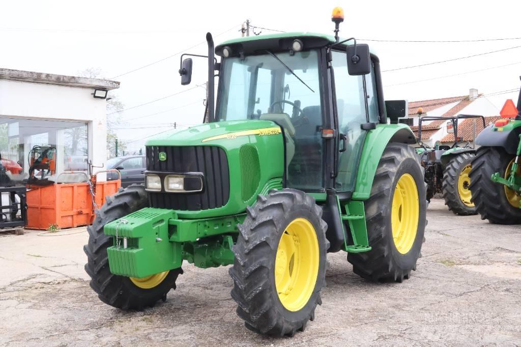 John Deere 6120 Tractors