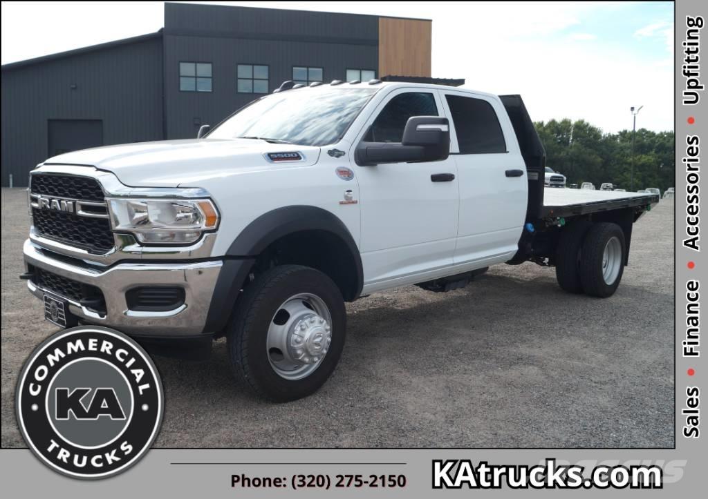 RAM 5500 TRADESMAN Flatbed Trucks