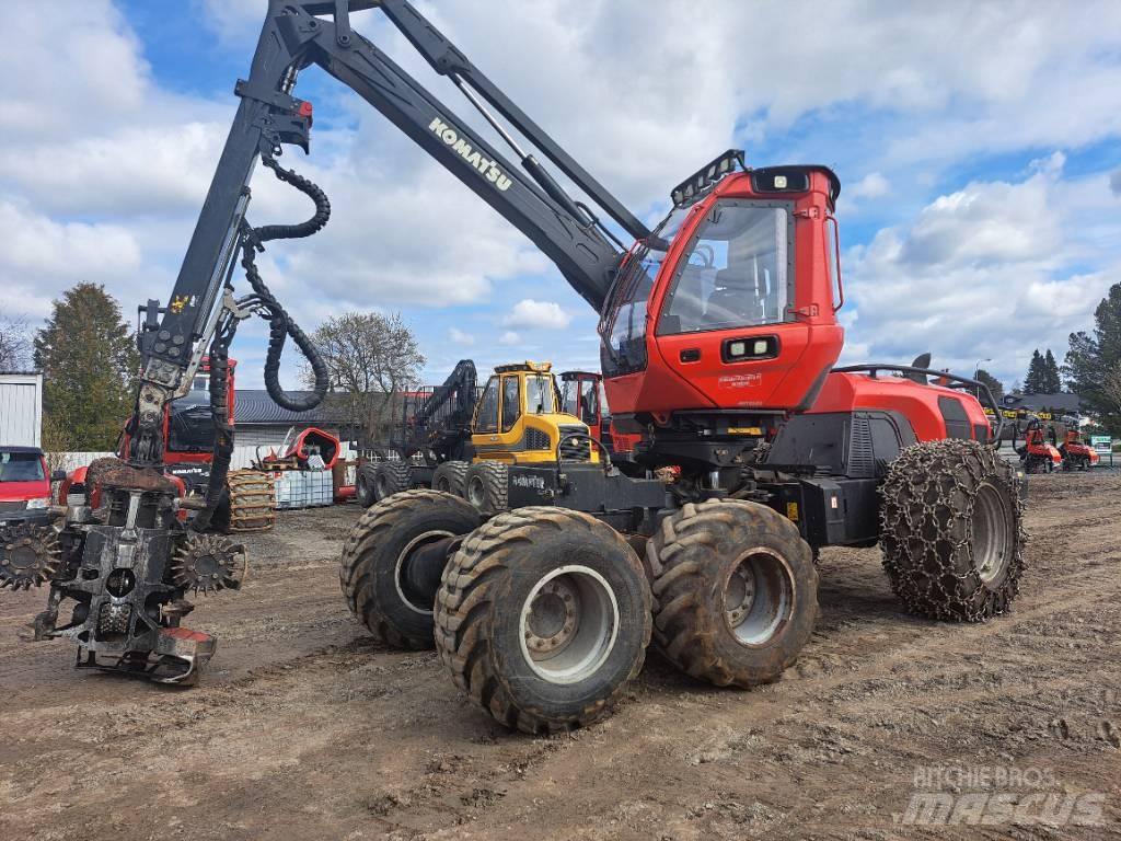Komatsu 931 Harvesters