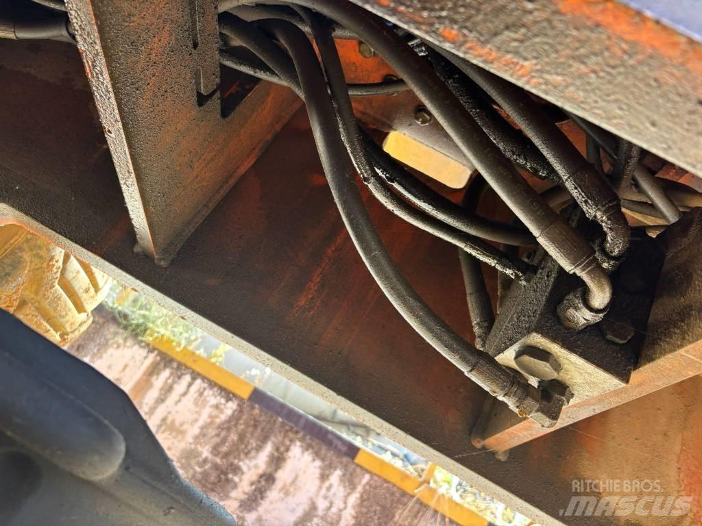 JLG 450 AJS II Articulated boom lifts