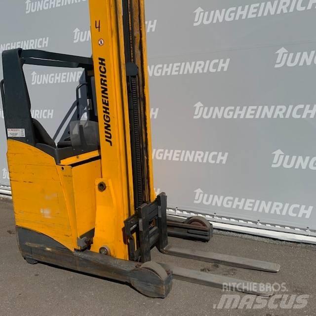 Jungheinrich ETV 216 Reach trucks