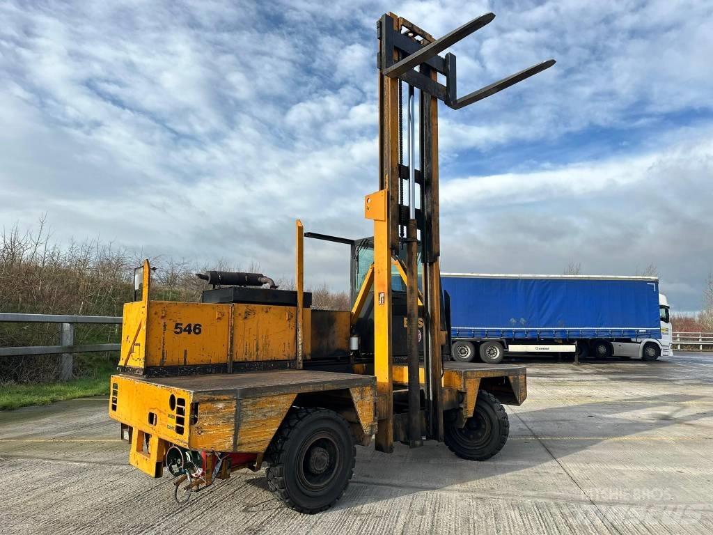Boss 546 SIDE LOADER Side Loaders