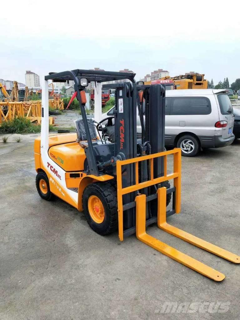 TCM FD 30 Diesel Forklifts