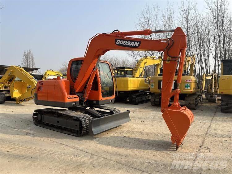 Doosan DX75 Mini Excavators <7t (Mini Diggers)