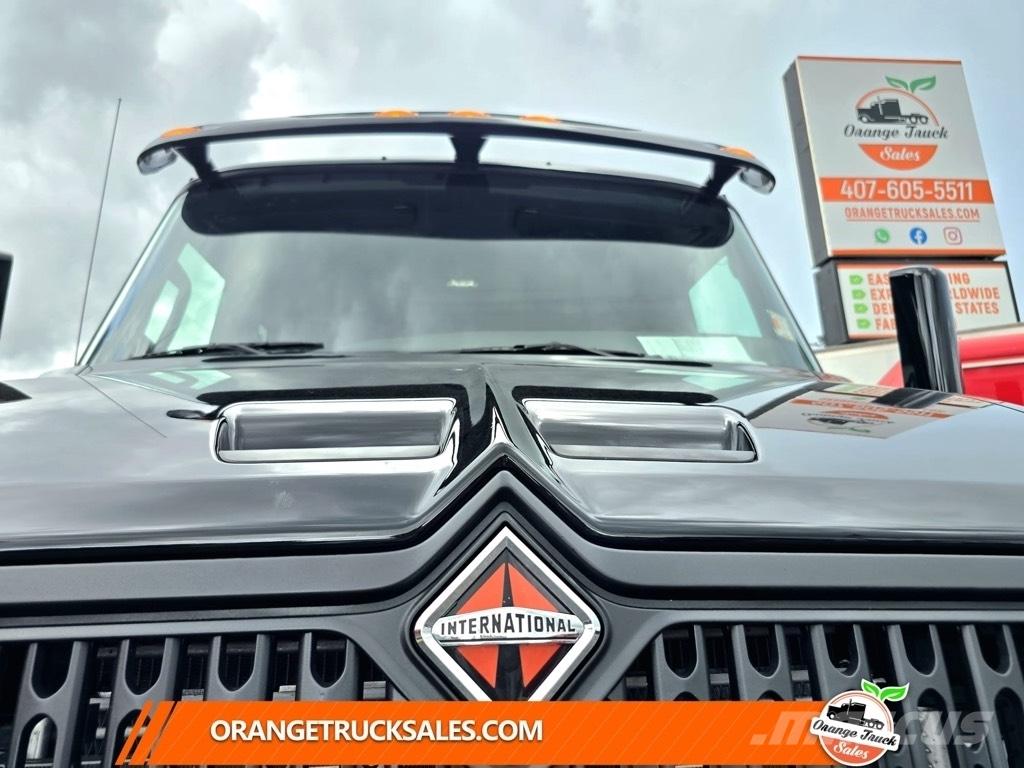 International MV607 Tow Trucks / Wreckers