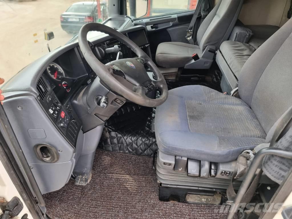 Scania R 440 Conventional Trucks / Tractor Trucks