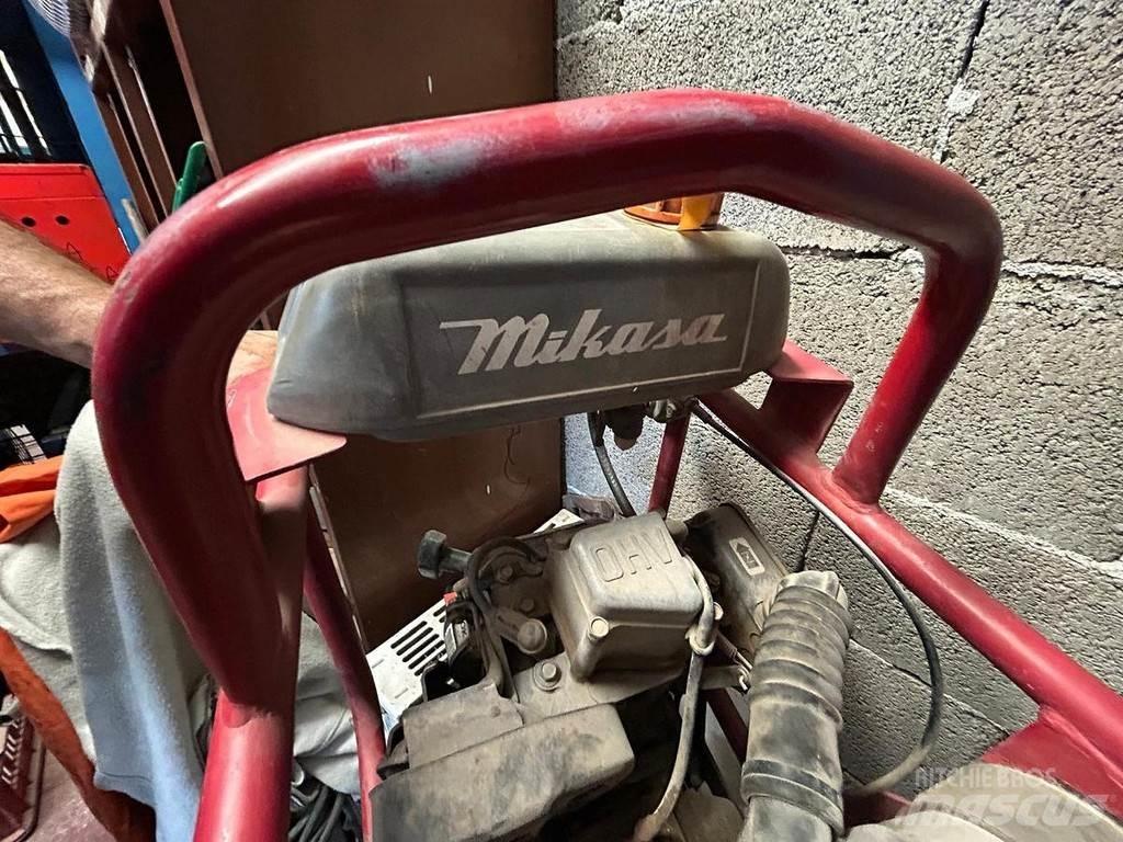 Mikasa MTR-40F Plate Compactors