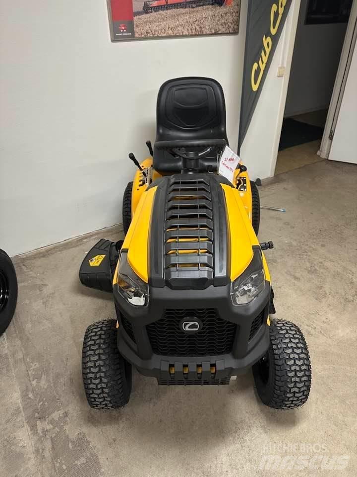 Cub Cadet LT 2 NS92 Riding mowers