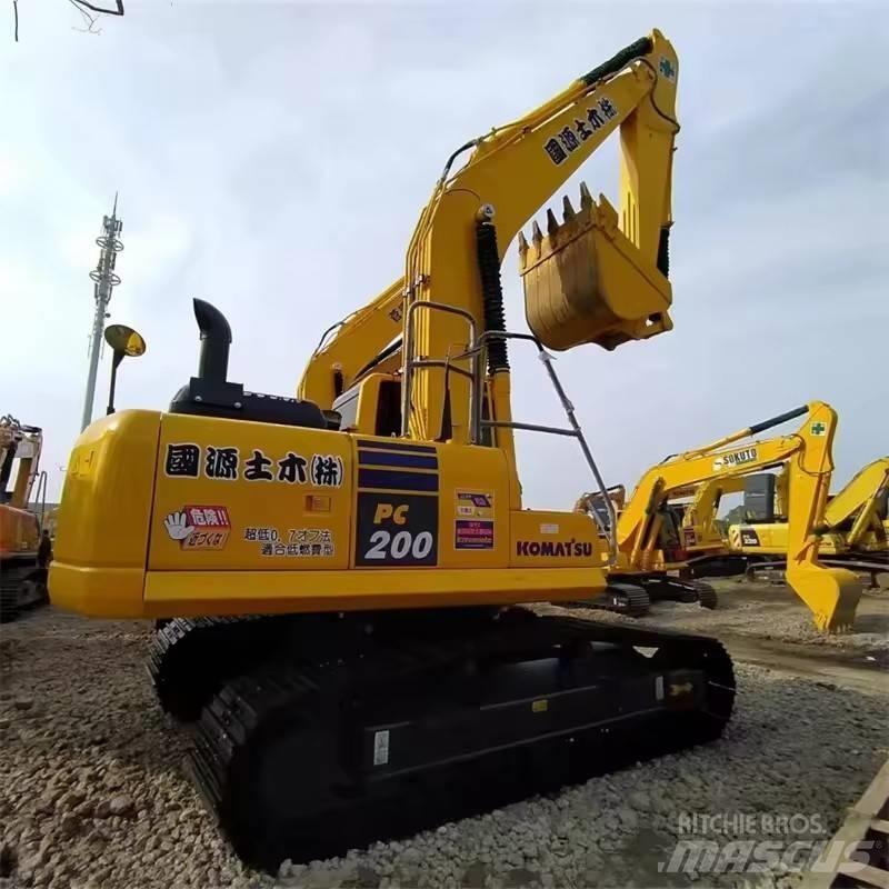 Komatsu PC 200 Crawler Excavators